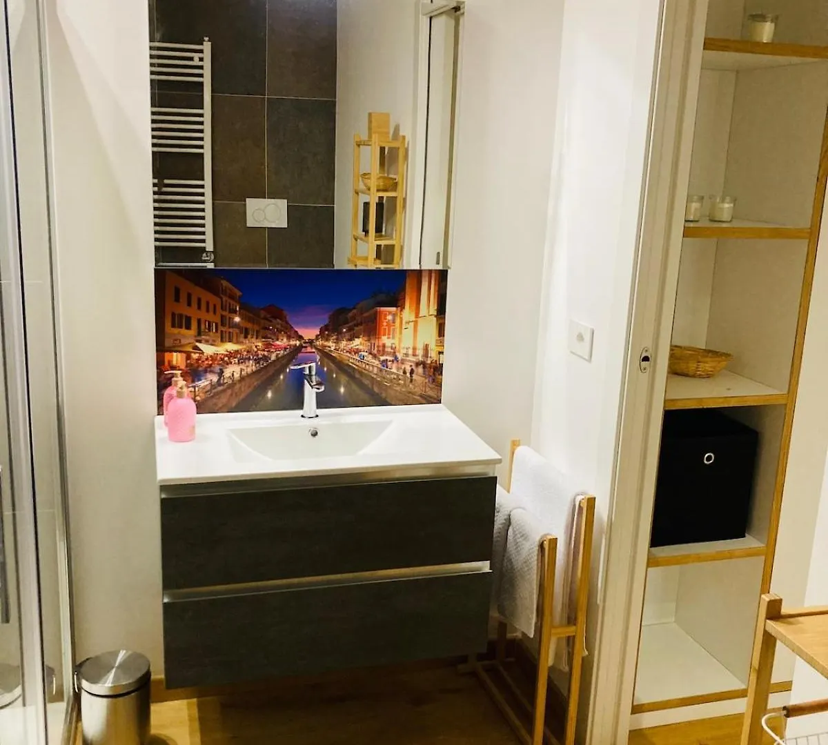 Studio Design Close To The Cathedral Milan 0*,  Italy